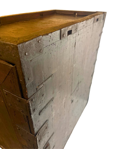 Antique  Six (6) Dawers Peddler's Japanese Tansu, Edo Period