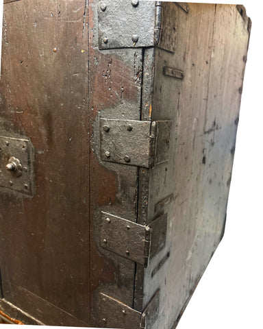 Antique  Six (6) Dawers Peddler's Japanese Tansu, Edo Period